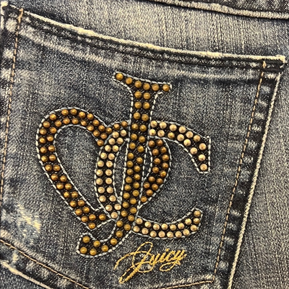 Juicy Couture Ankle Cropped Jeans in Medium-Dark Wash